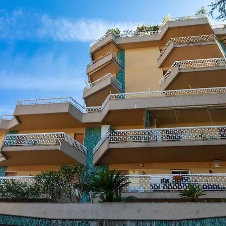Camelia Apartment Sanremo